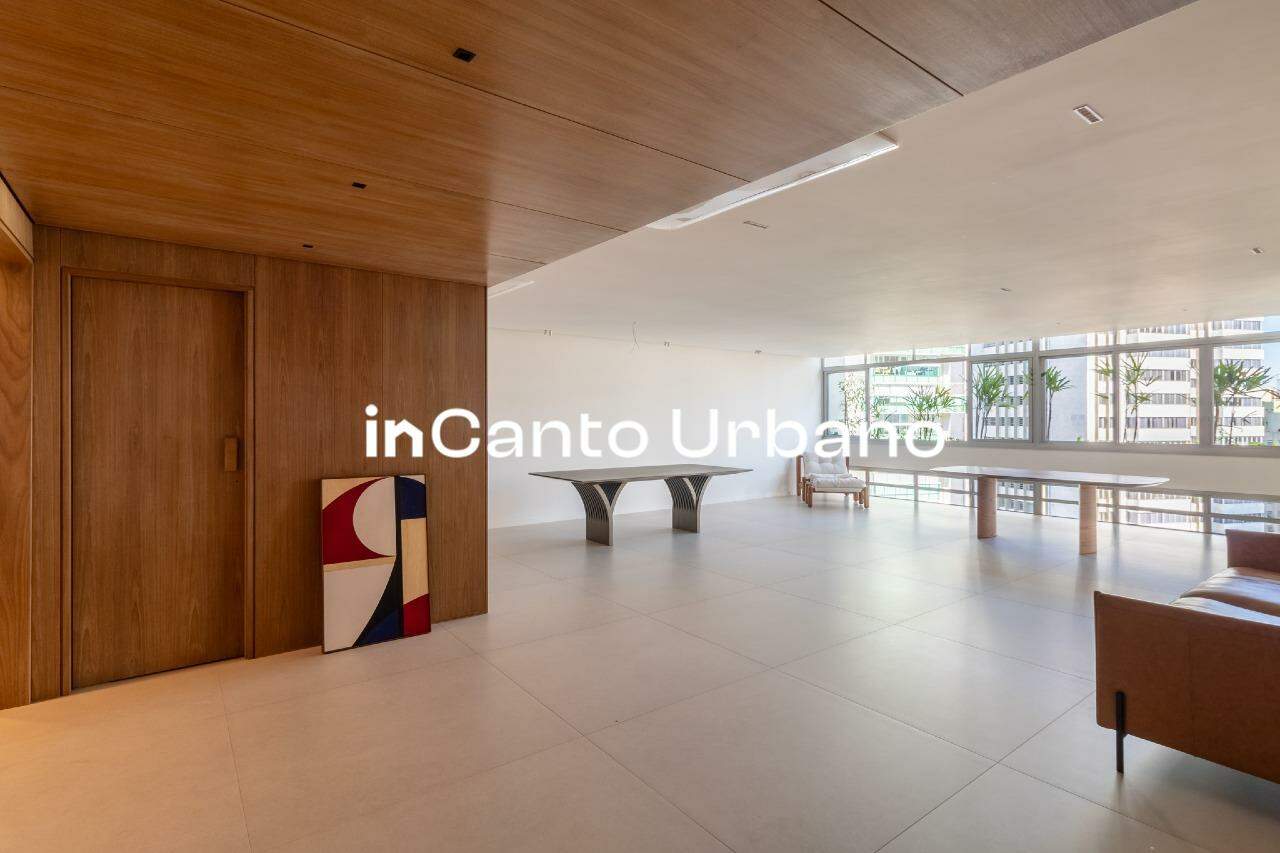 Apartamento à venda no Paraíso: 