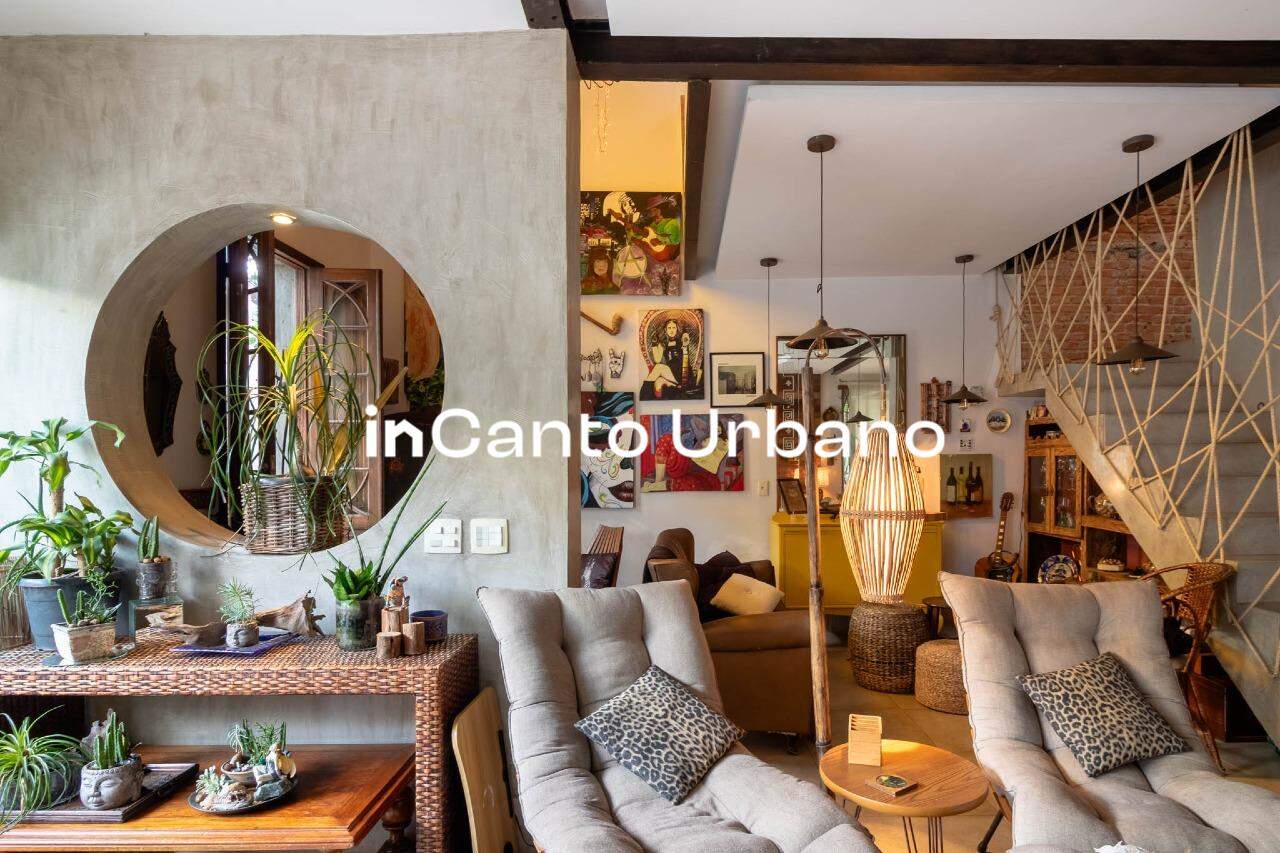 Casa à venda no Paraíso: 