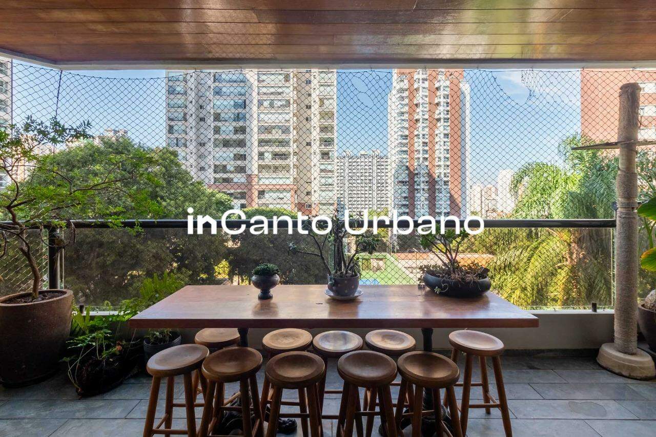 Apartamento à venda no Paraíso: 