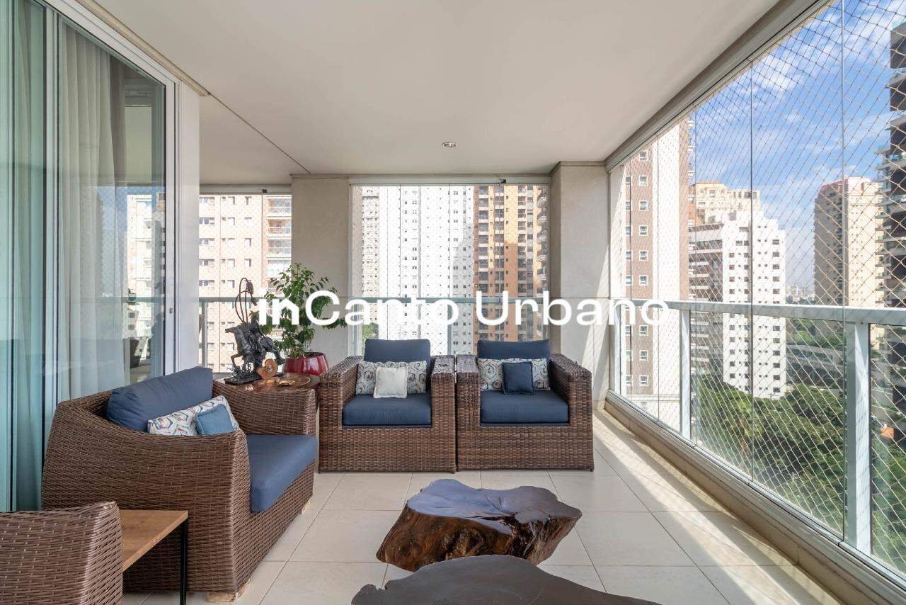 Apartamento à venda no Paraíso: 
