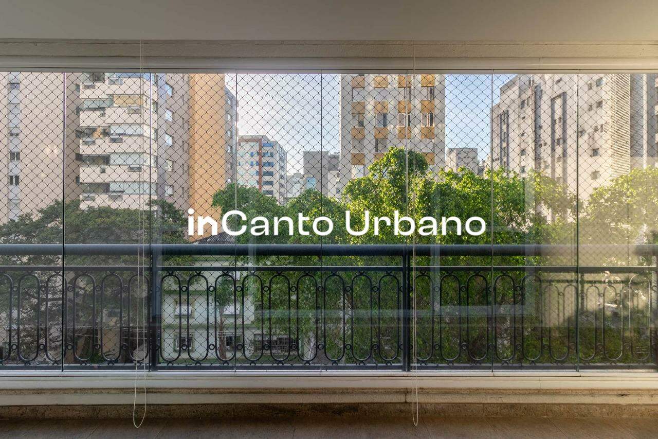 Apartamento à venda no Paraíso: 