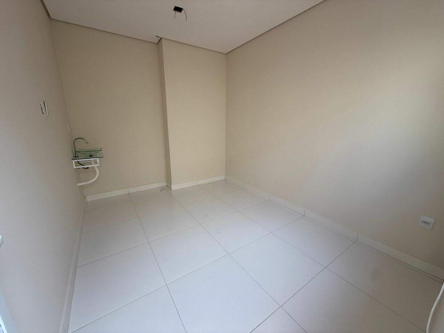 Sala para aluguel no Centro: 