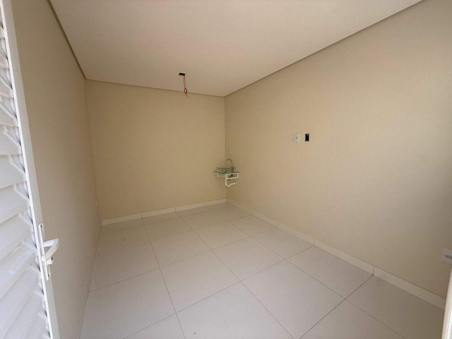 Sala para aluguel no Centro: 