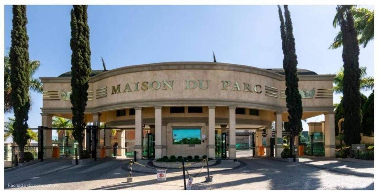 Terreno à venda no Jardim Maison du Parc: 
