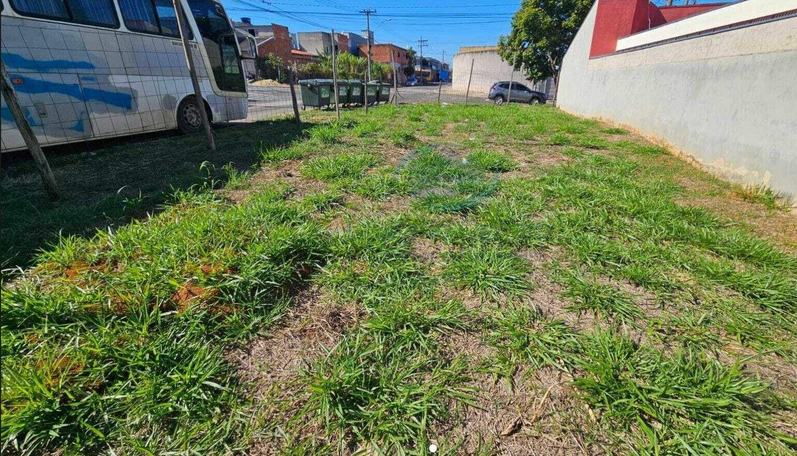 Terreno à venda no Jardim Nair Maria: 