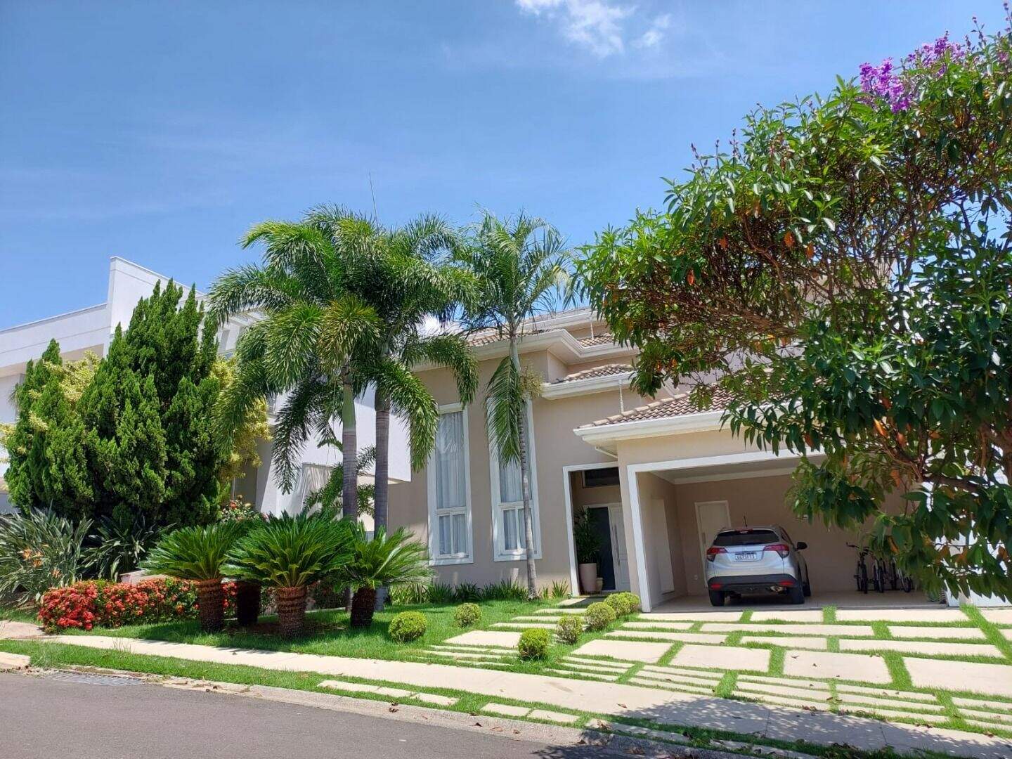 Sobrado à venda no Jardim Residencial Santa Clara: 