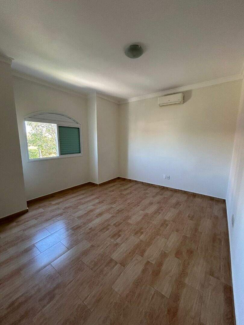 Sobrado à venda no Jardim Residencial Santa Clara: 