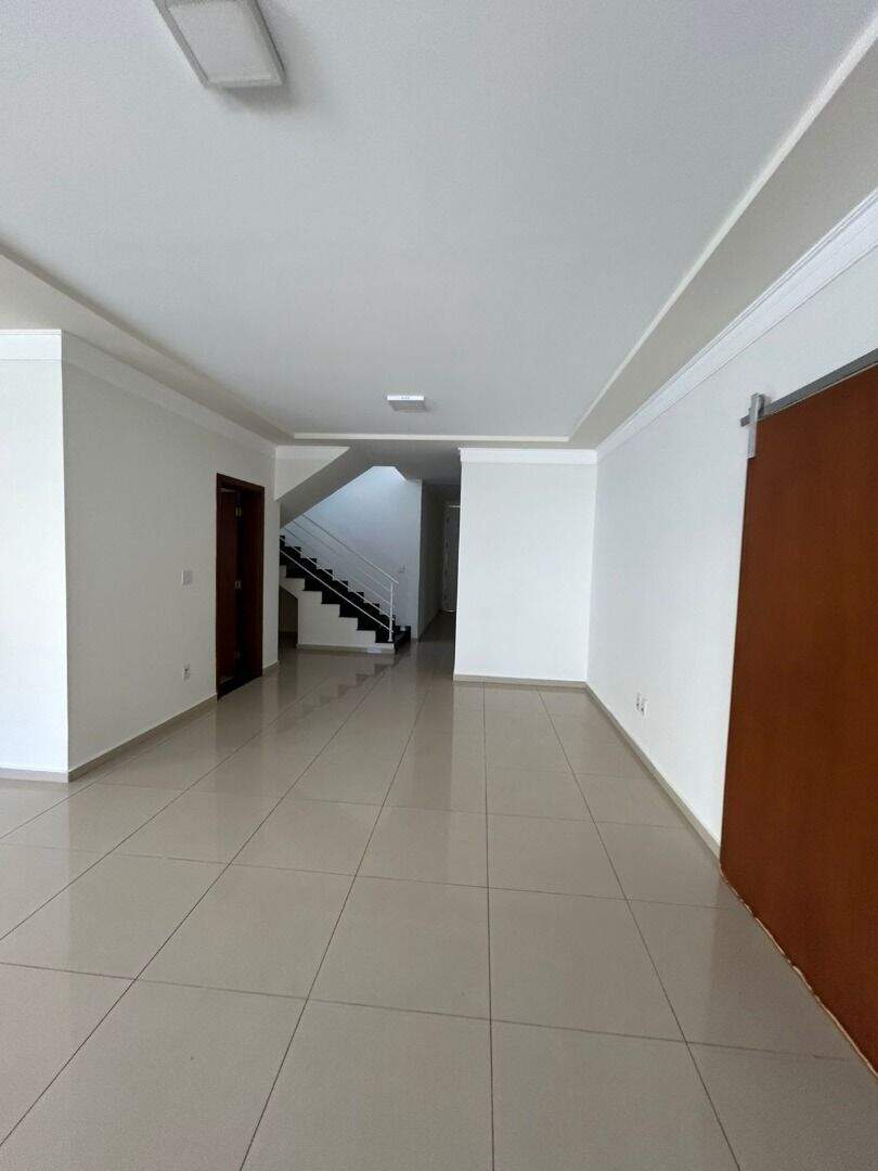 Sobrado à venda no Jardim Residencial Santa Clara: 