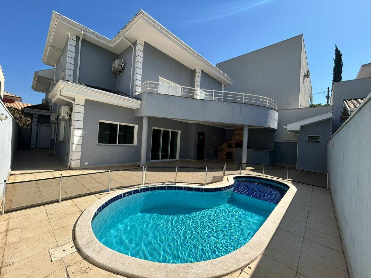 Sobrado à venda no Jardim Residencial Santa Clara: 