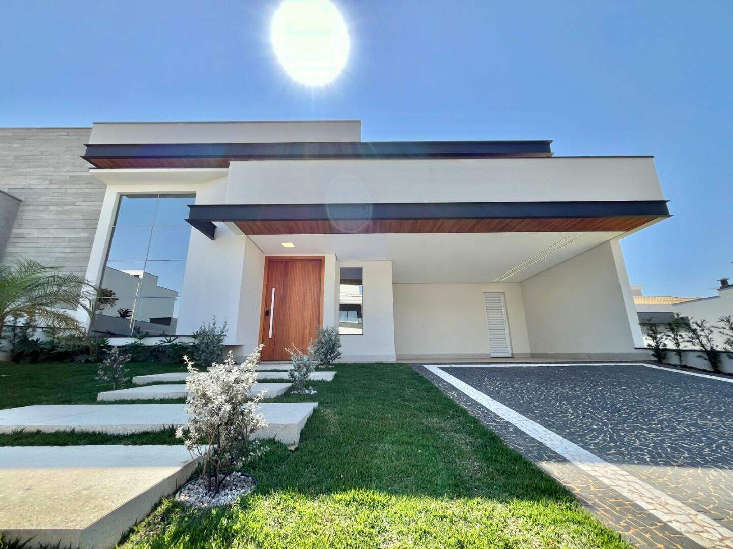 Casa à venda no Jardim Residencial Dona Maria Jose: 