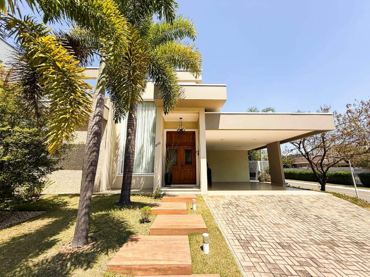 Casa à venda no Jardim Maison du Parc: 