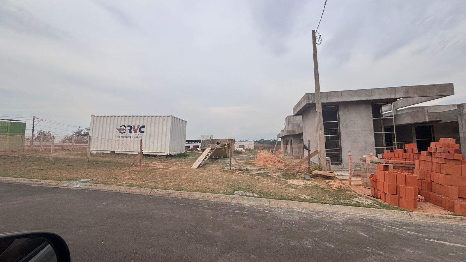 Terreno à venda no Parque Residencial Indaiá: 