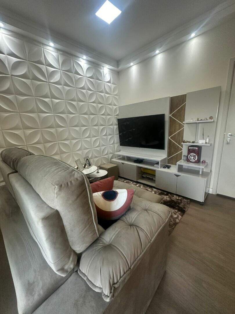 Apartamento à venda no Jardim Sevilha: 