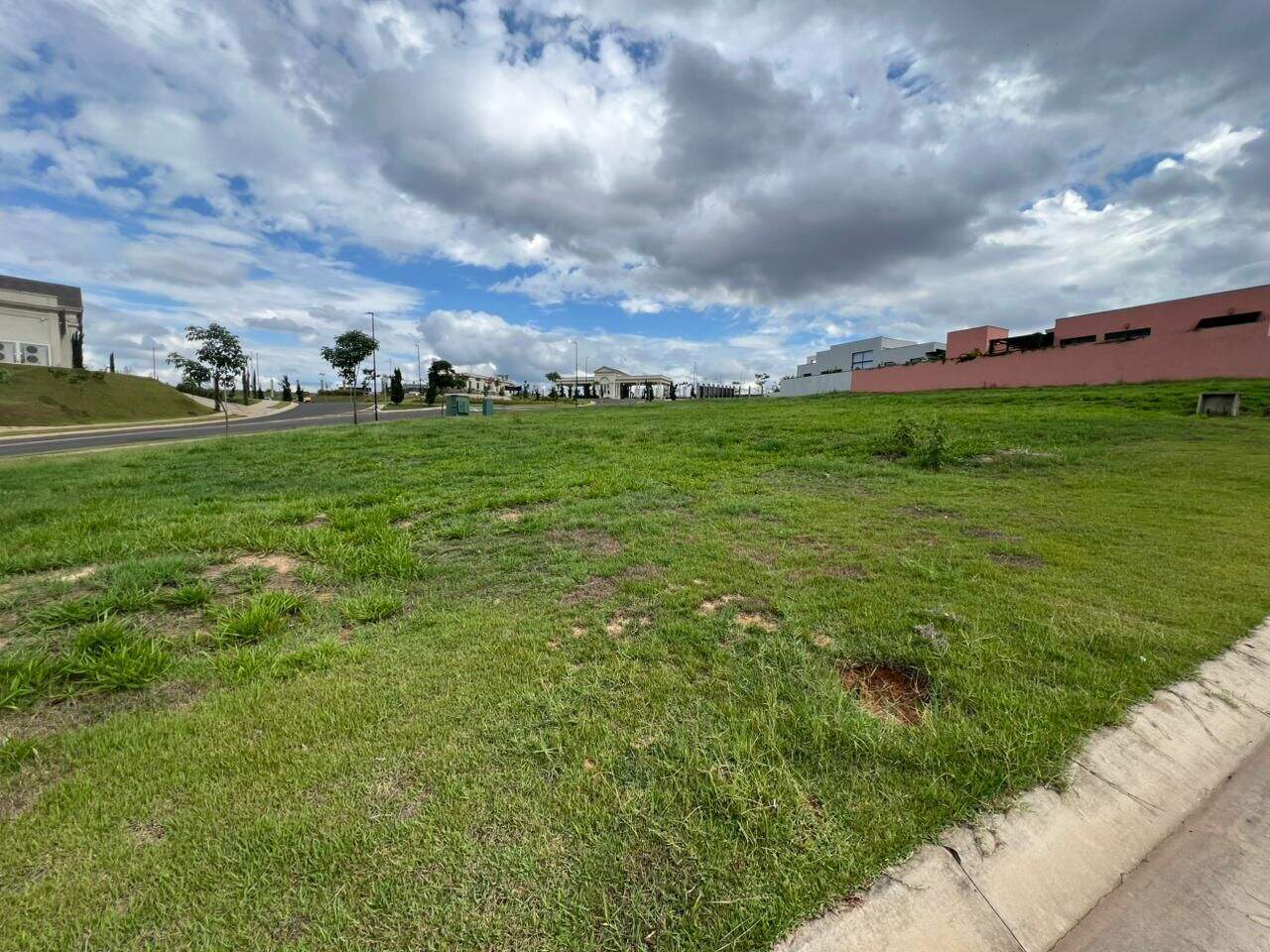 Terreno à venda no Jardim Santa Rita: 