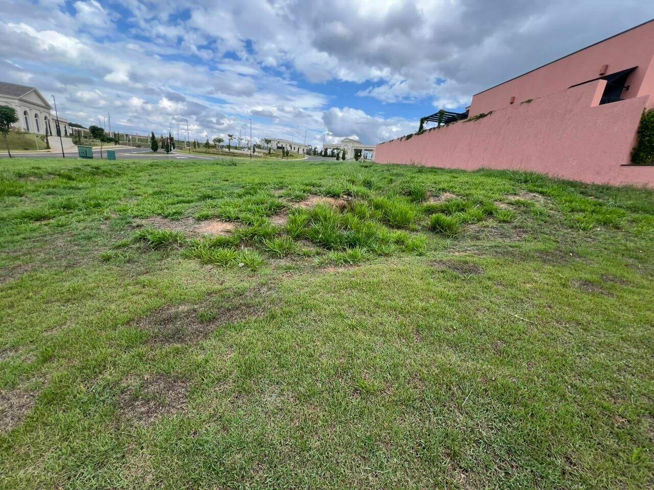 Terreno à venda no Jardim Santa Rita: 