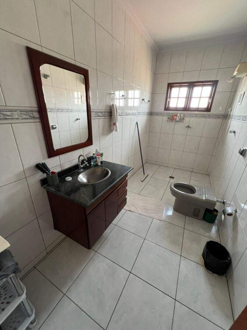 Sobrado à venda no Jardim Regina: 