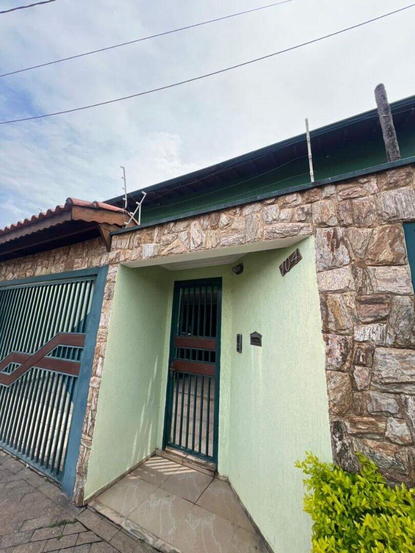 Sobrado à venda no Jardim Regina: 