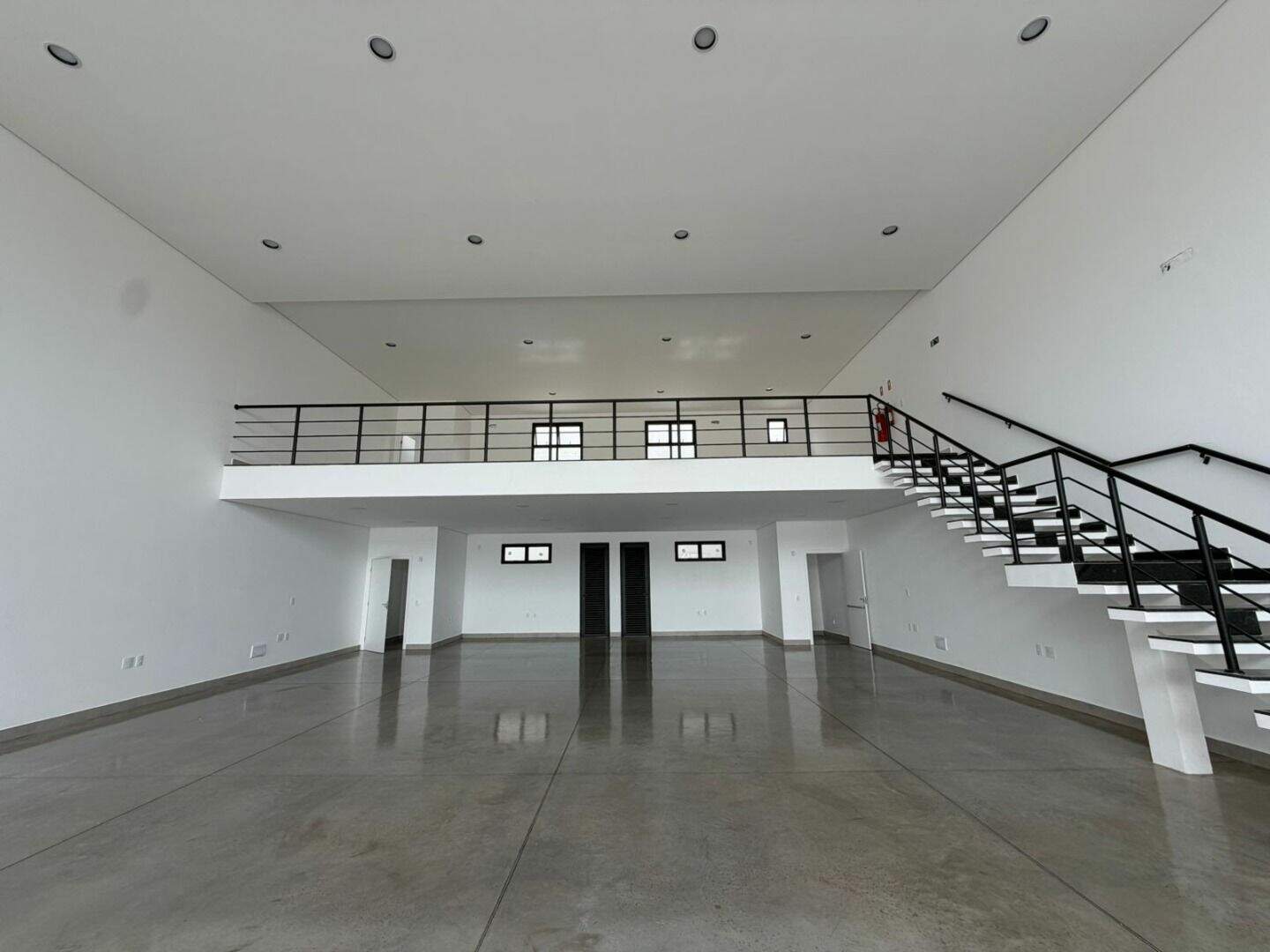 Salão para aluguel no Jardim Residencial Dona Lucilla: 