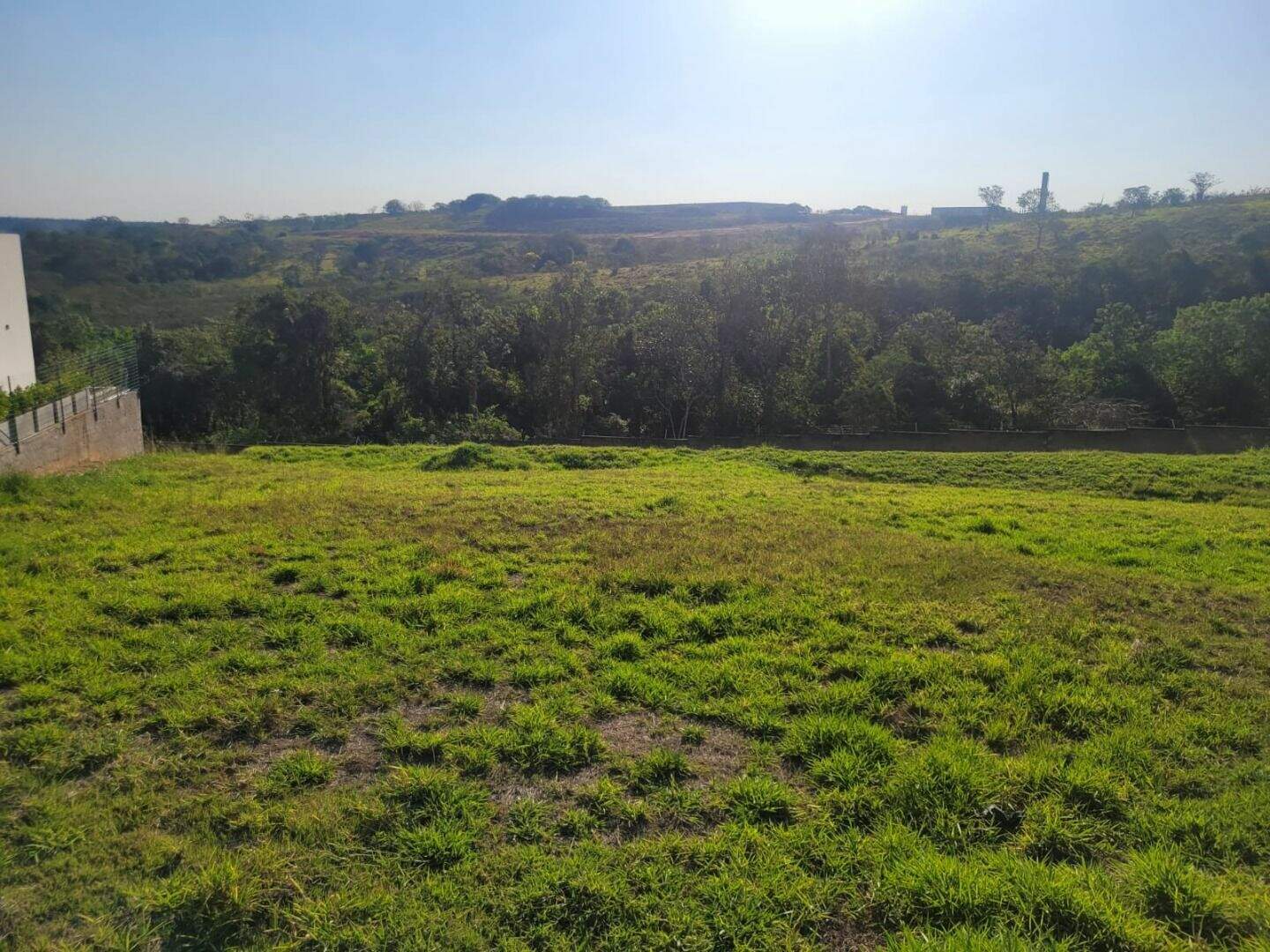 Terreno à venda no Jardim Celani: 