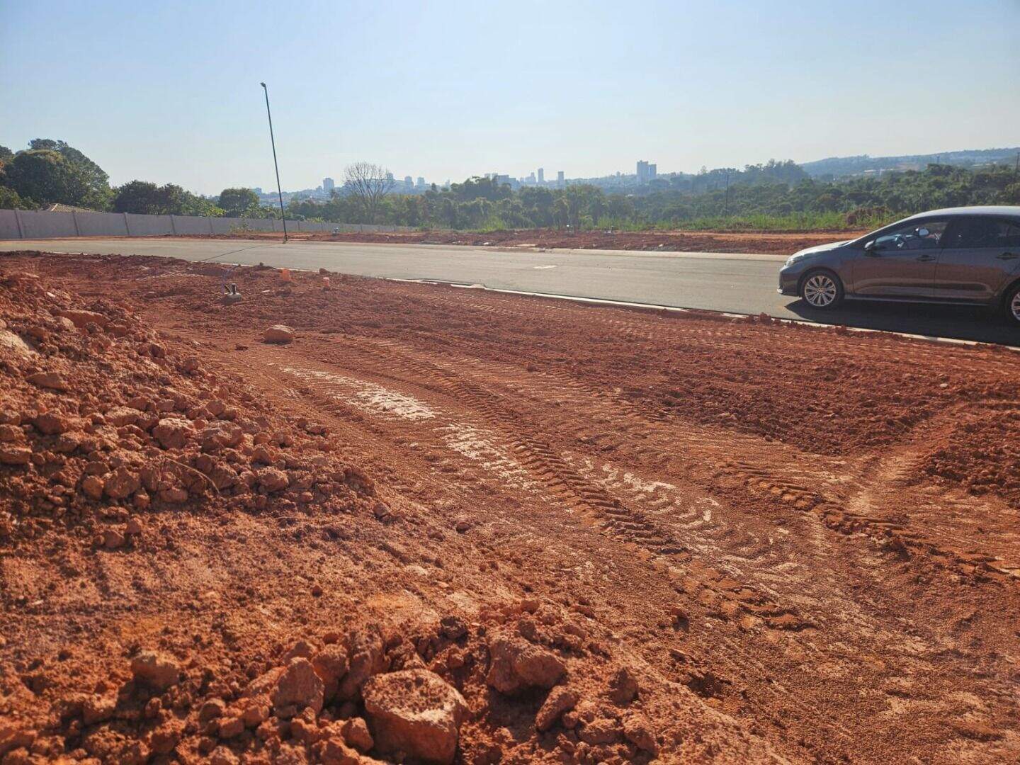 Terreno à venda no Jardim Juliana: 