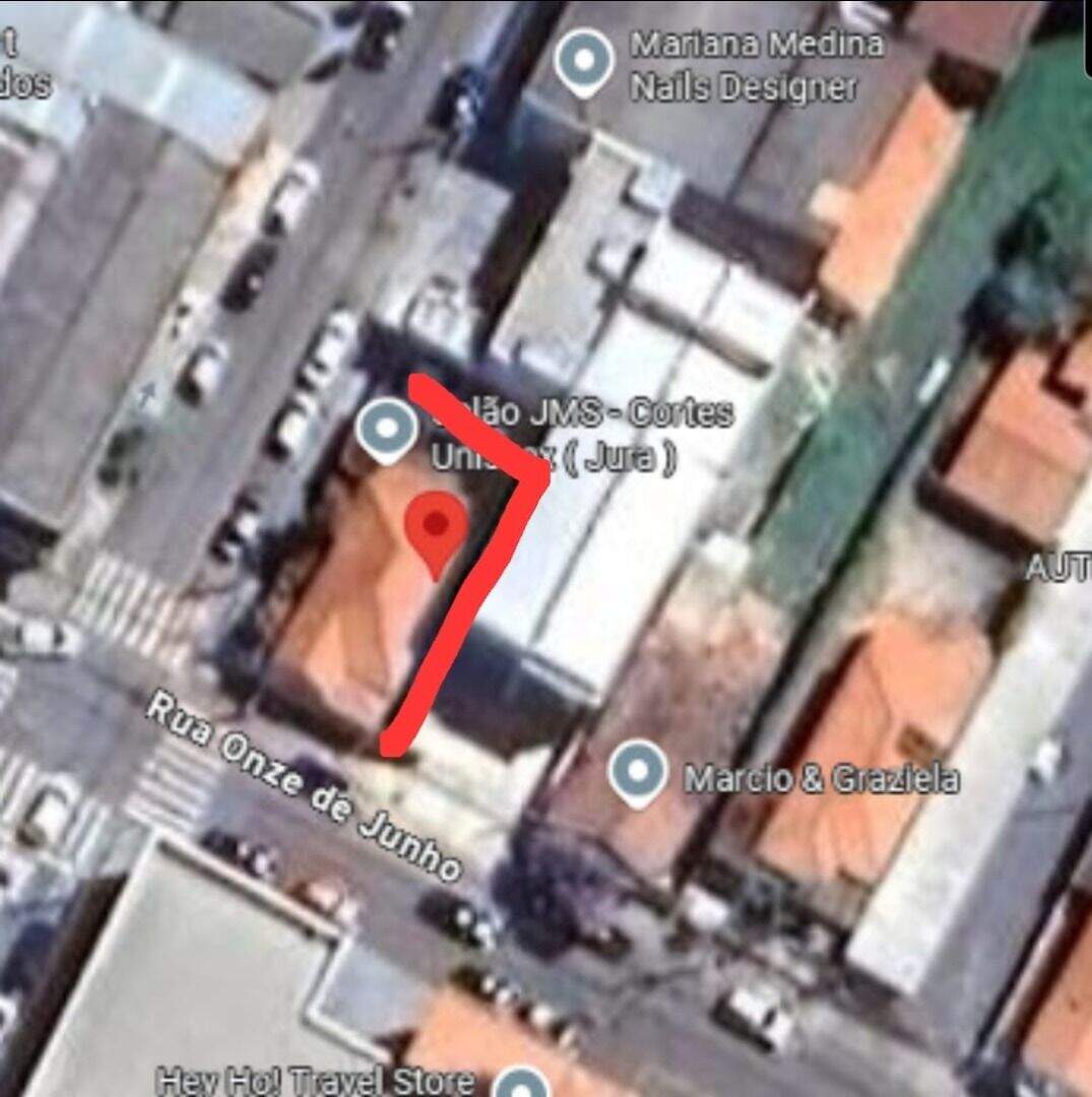 Casa à venda no Centro: 