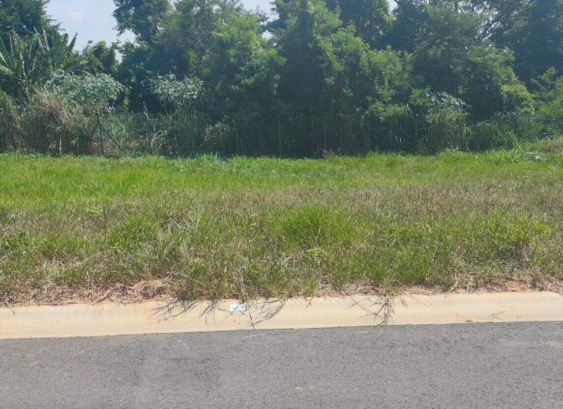 Terreno à venda no Altos da Bela Vista: 