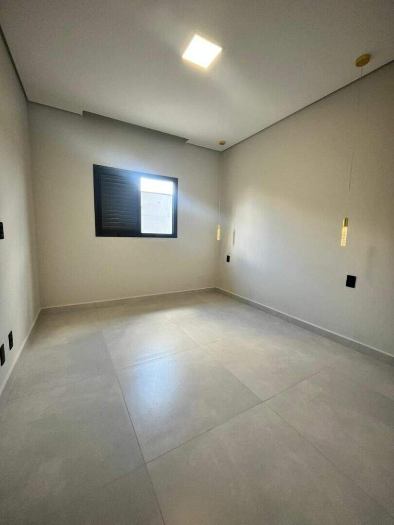 Casa à venda no Jardim União: 