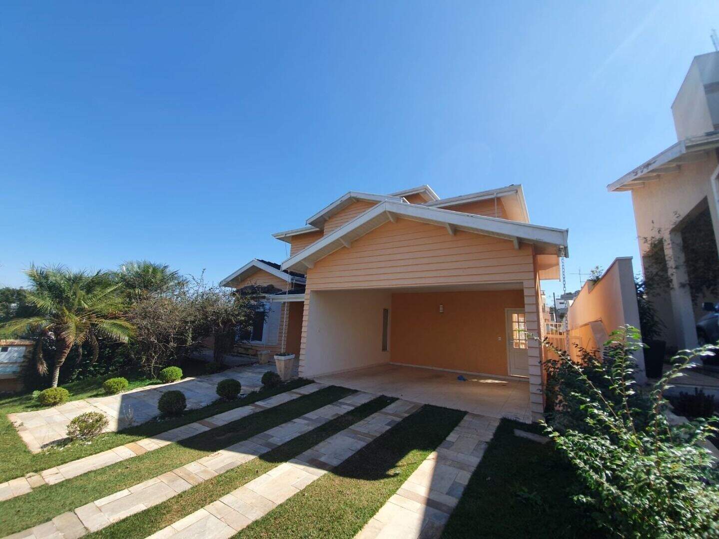 Sobrado à venda no Jardim Residencial Santa Clara: 