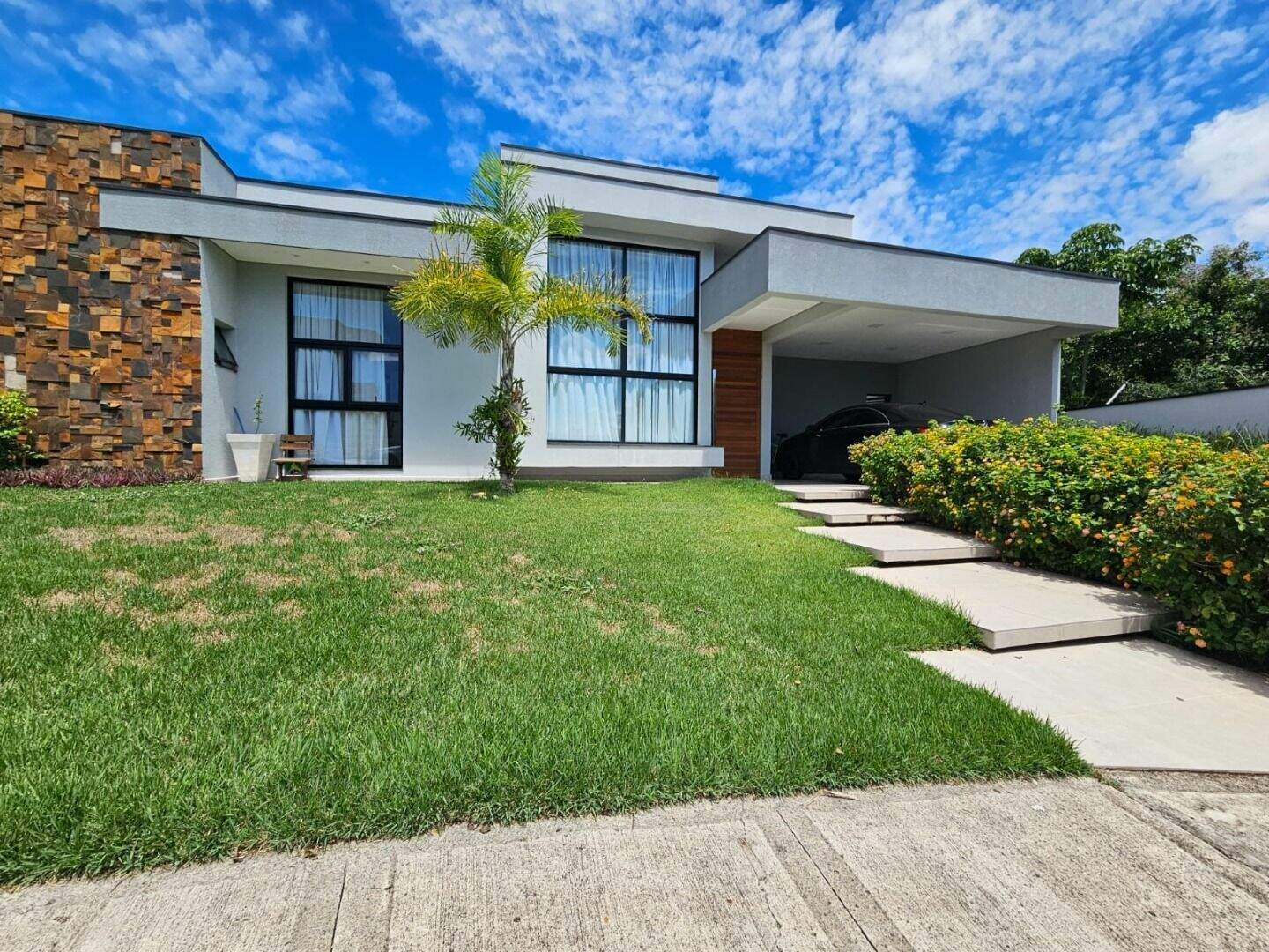 Casa à venda no Jardim Residencial Maria Dulce: 