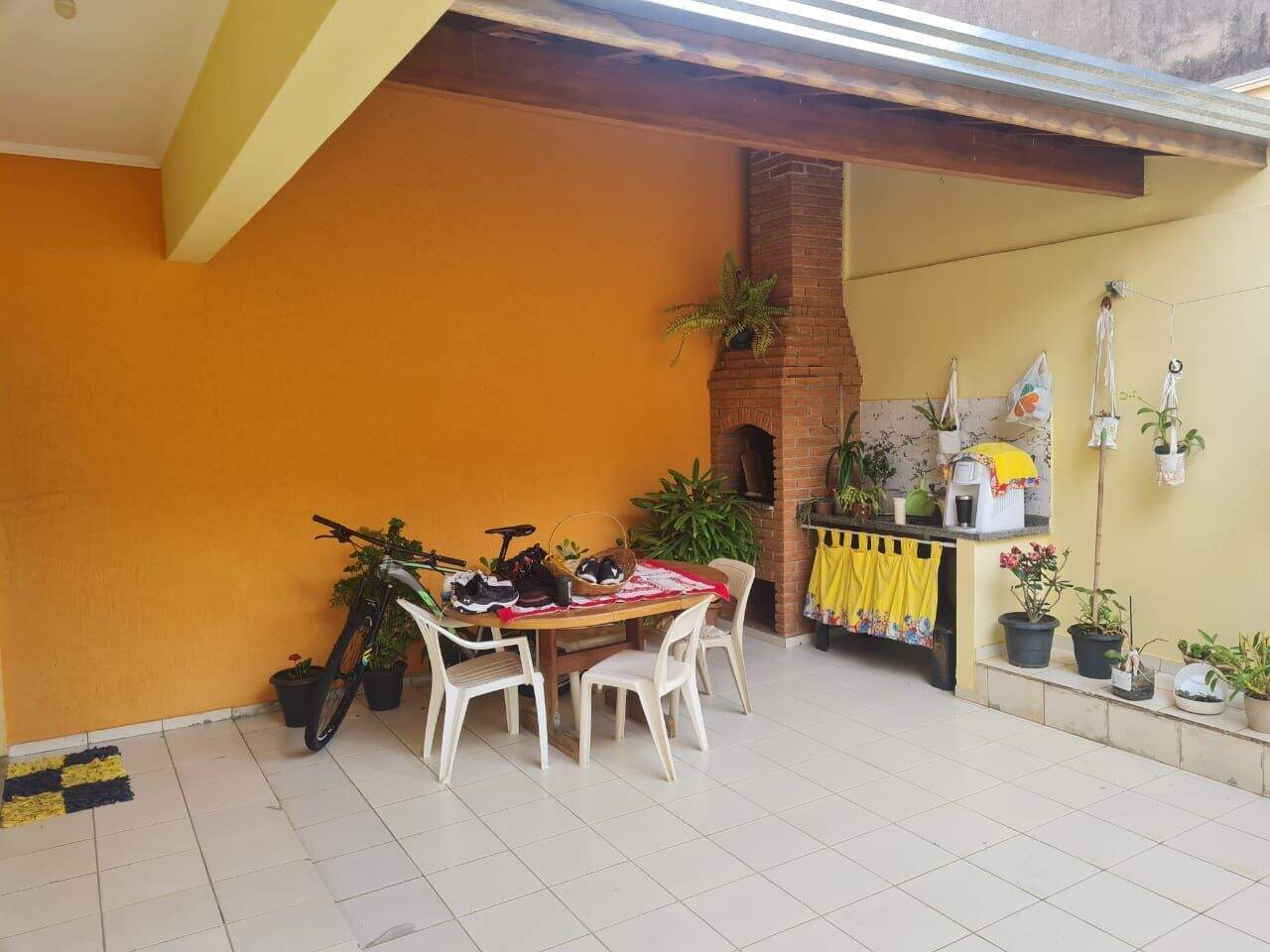 Casa à venda no Jardim Valença: 