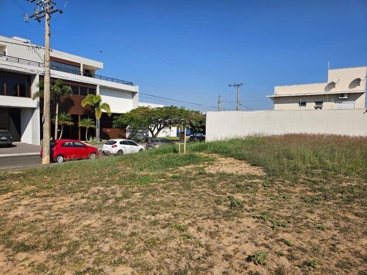 Terreno à venda no Jardim Esplanada II: 