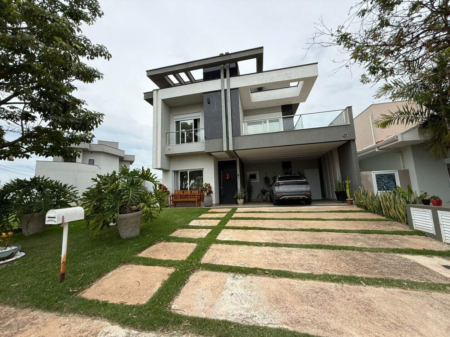 Sobrado à venda no Jardim Reserva Bom Vive: 