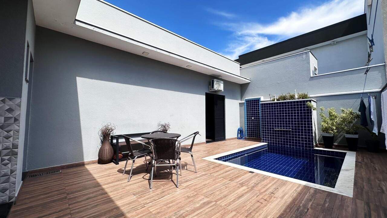 Casa à venda no Jardim Residencial Maria Dulce: 