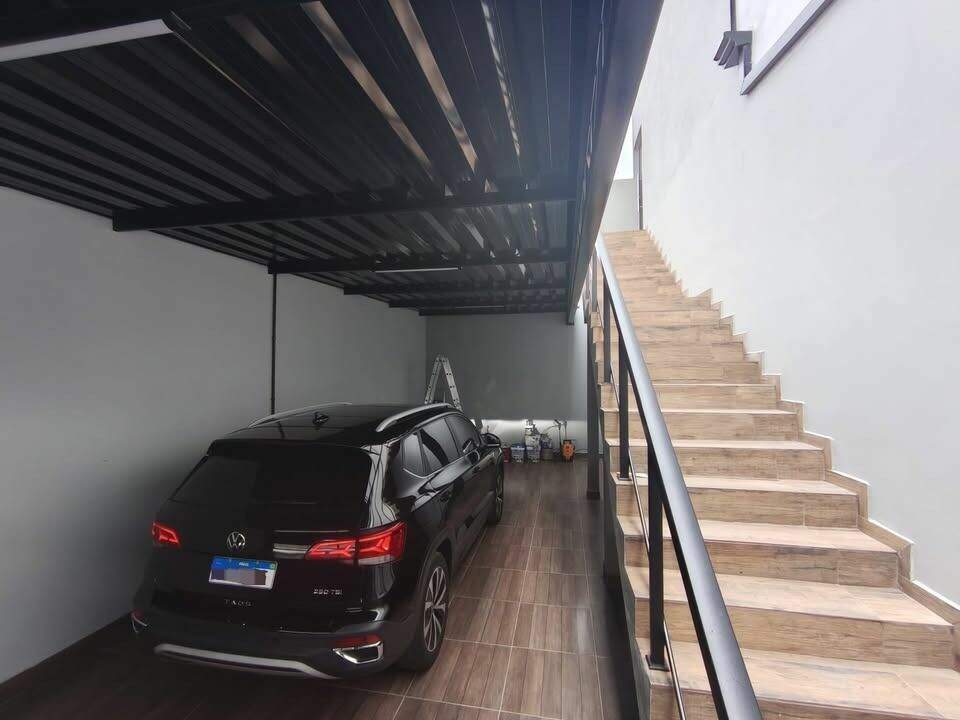 Sobrado à venda no Vila dos Eucaliptos: 