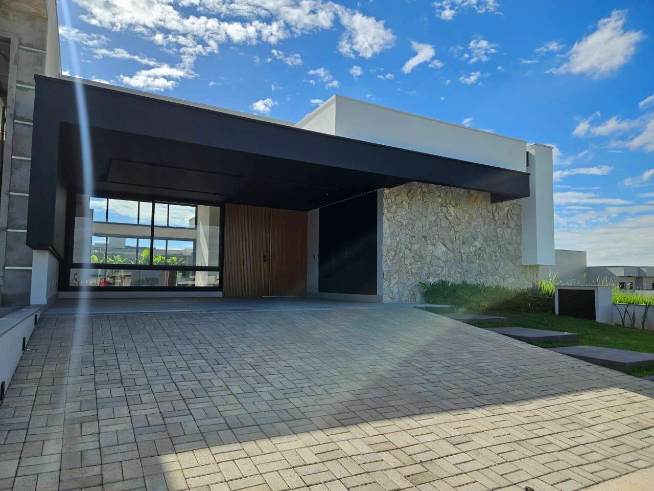 Casa à venda no Jardim Residencial Dona Maria Jose: 