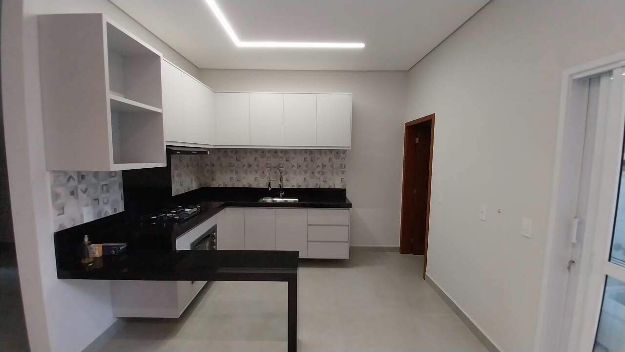 Casa à venda no Jardim Pau Preto: 