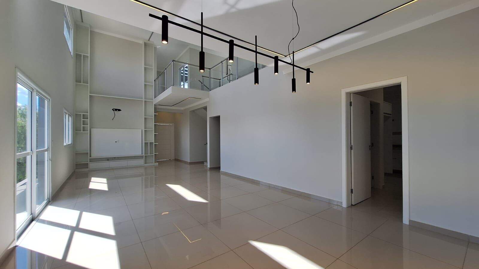 Sobrado à venda no Jardim Residencial Helvétia Park I: 