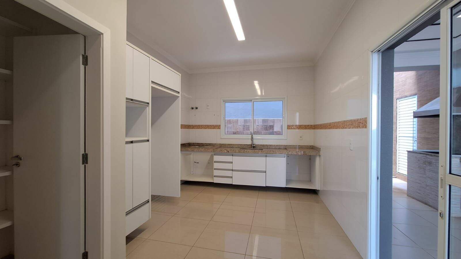 Sobrado à venda no Jardim Residencial Helvétia Park I: 
