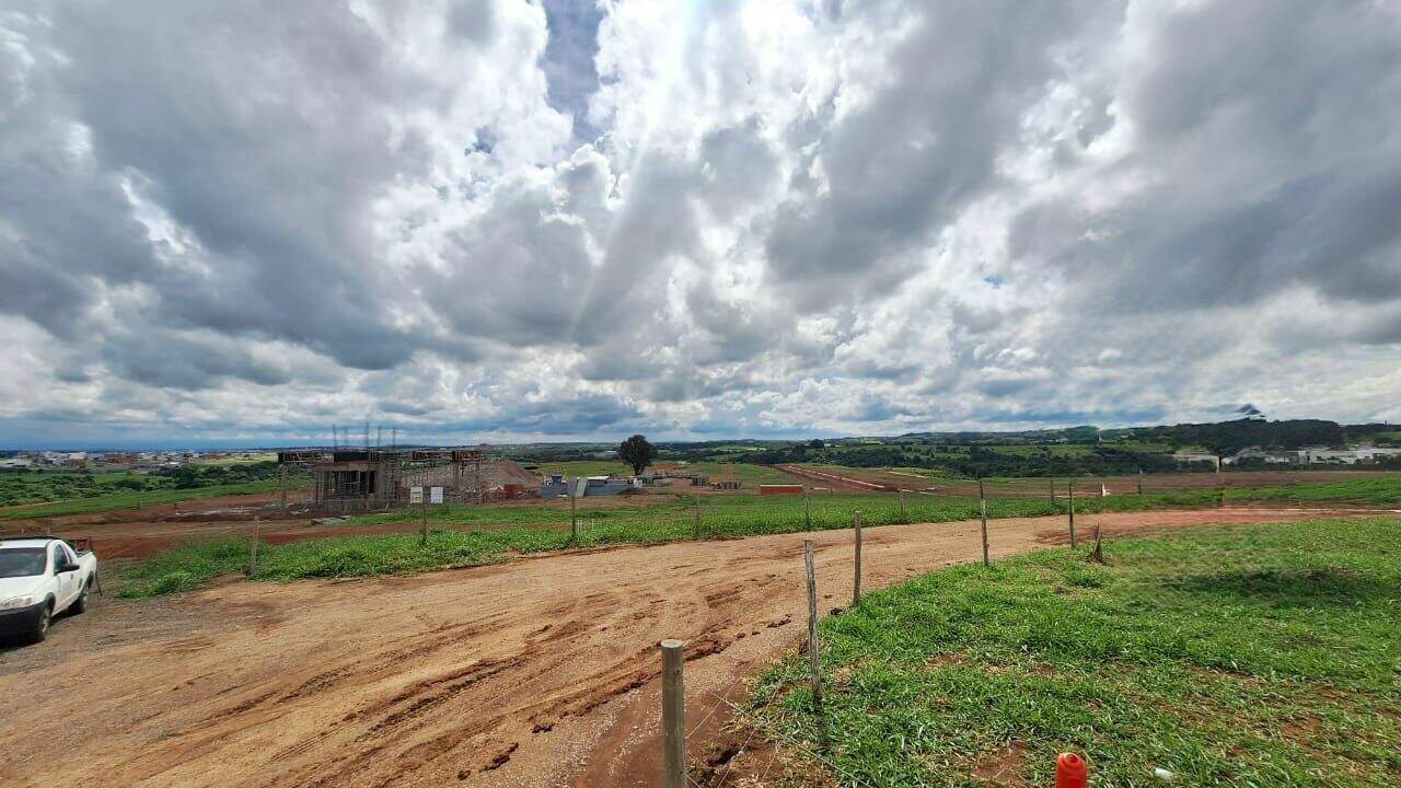 Terreno à venda no Jardim Esplanada: 