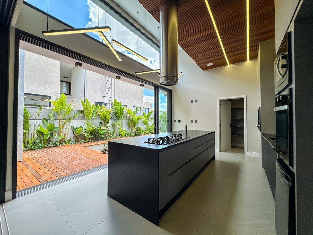 Casa à venda no Villa dos Pinheiros: 