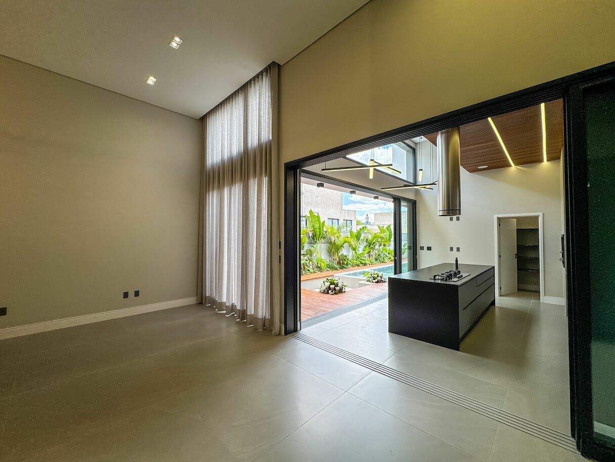 Casa à venda no Villa dos Pinheiros: 