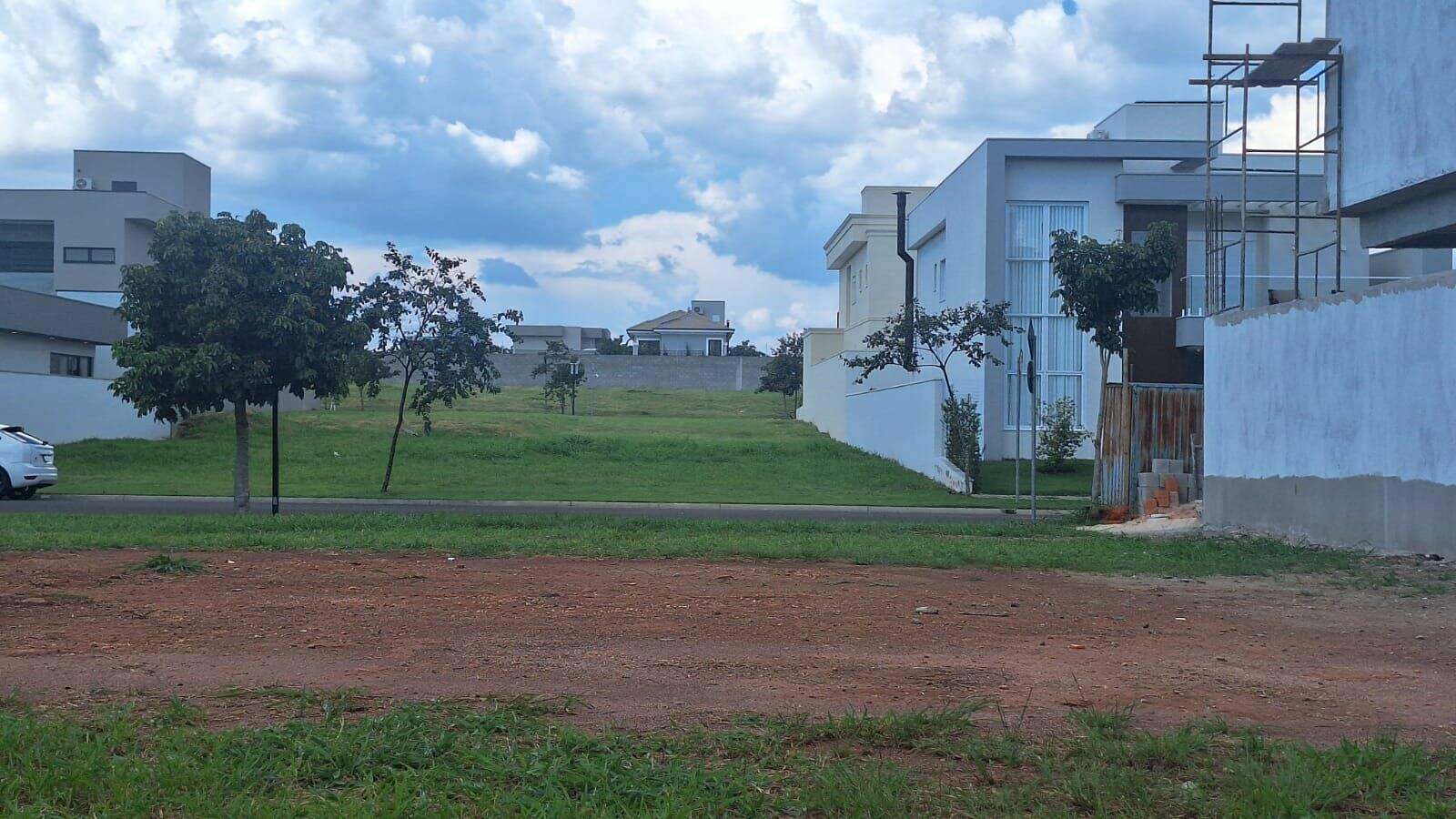 Terreno à venda no Vila Maria Elena: 