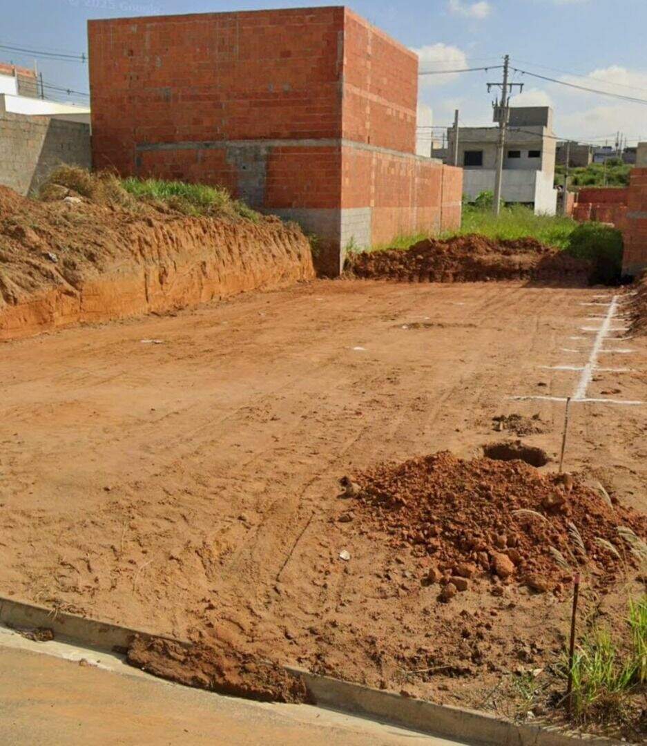 Terreno à venda no Smart City: 