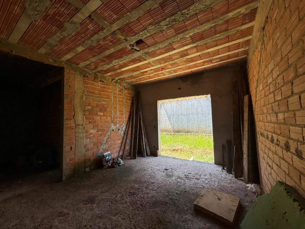 Casa à venda no Condomínio Zuleika Jabour: 