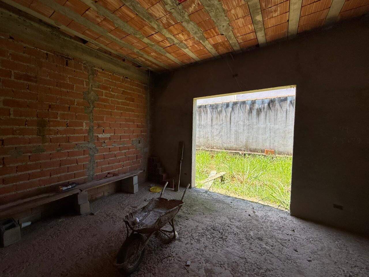 Casa à venda no Condomínio Zuleika Jabour: 