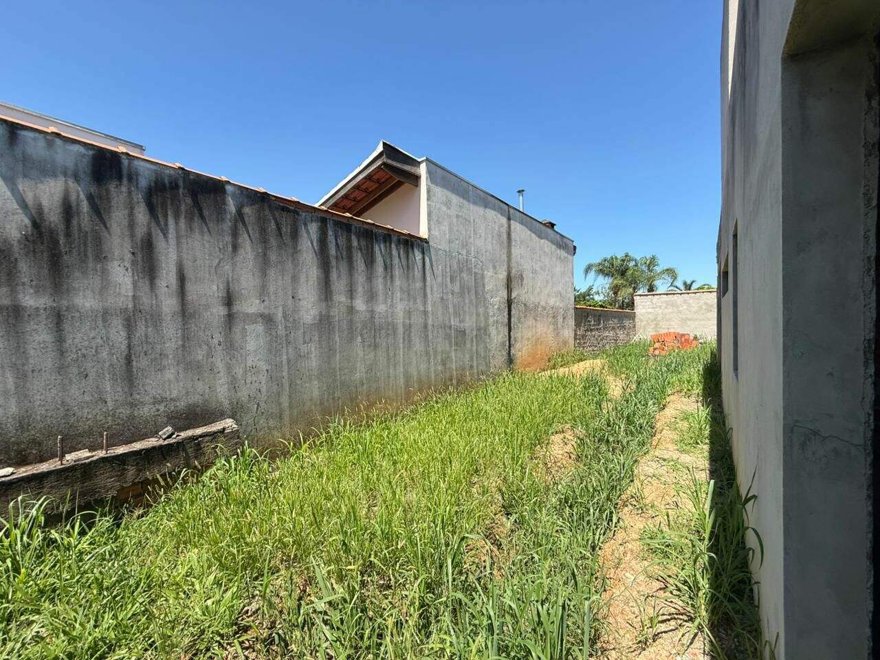 Casa à venda no Condomínio Zuleika Jabour: 