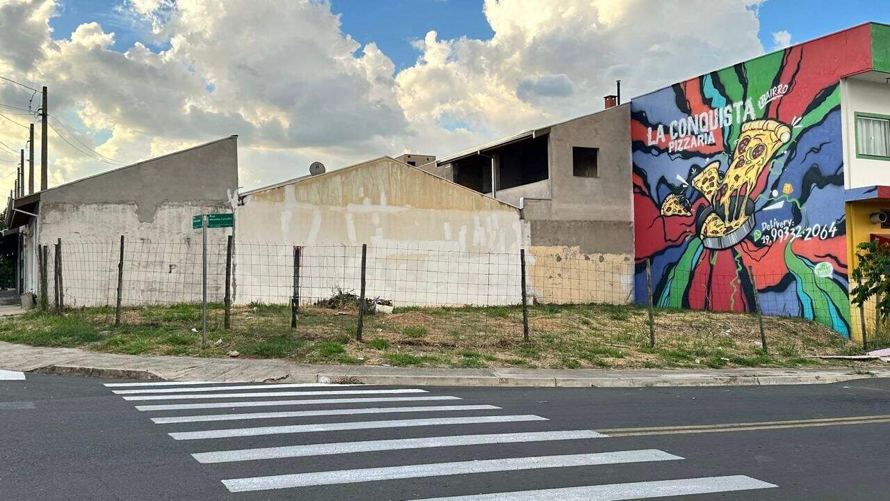 Terreno à venda no Parque Campo Bonito: 