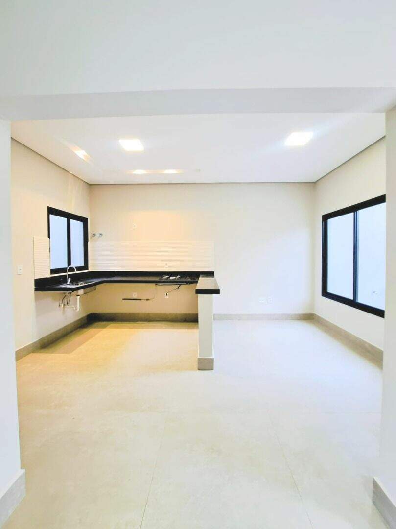 Casa à venda no Jardim Colonial: 