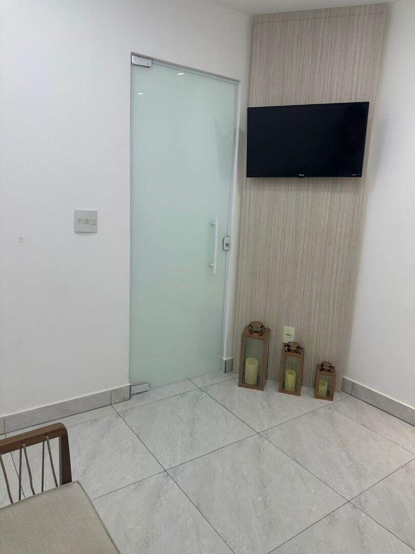 Sala à venda no Jardim Pompéia: 