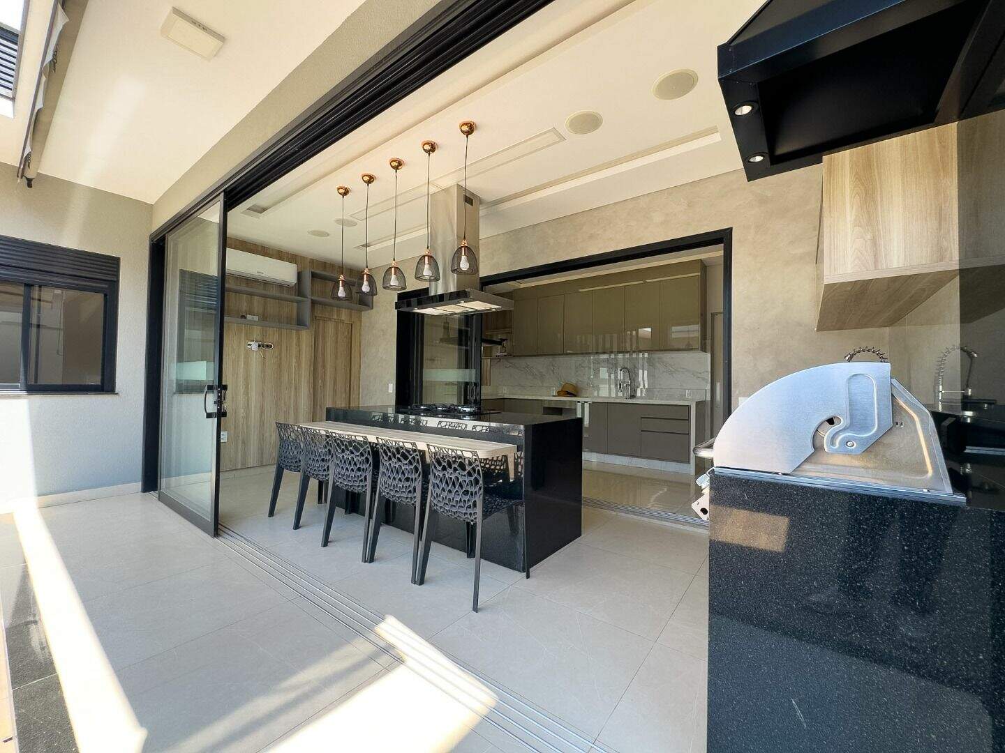 Casa à venda no Jardim Esplanada: 